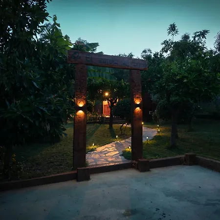 El Jardin Del Eden Villa Orgiva Exterior photo